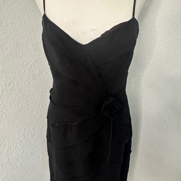 Lillie‎ Rubin Black Silk Tiered Ruffled Rose Accent Sheath Dress Size 8 - Picture 3 of 8